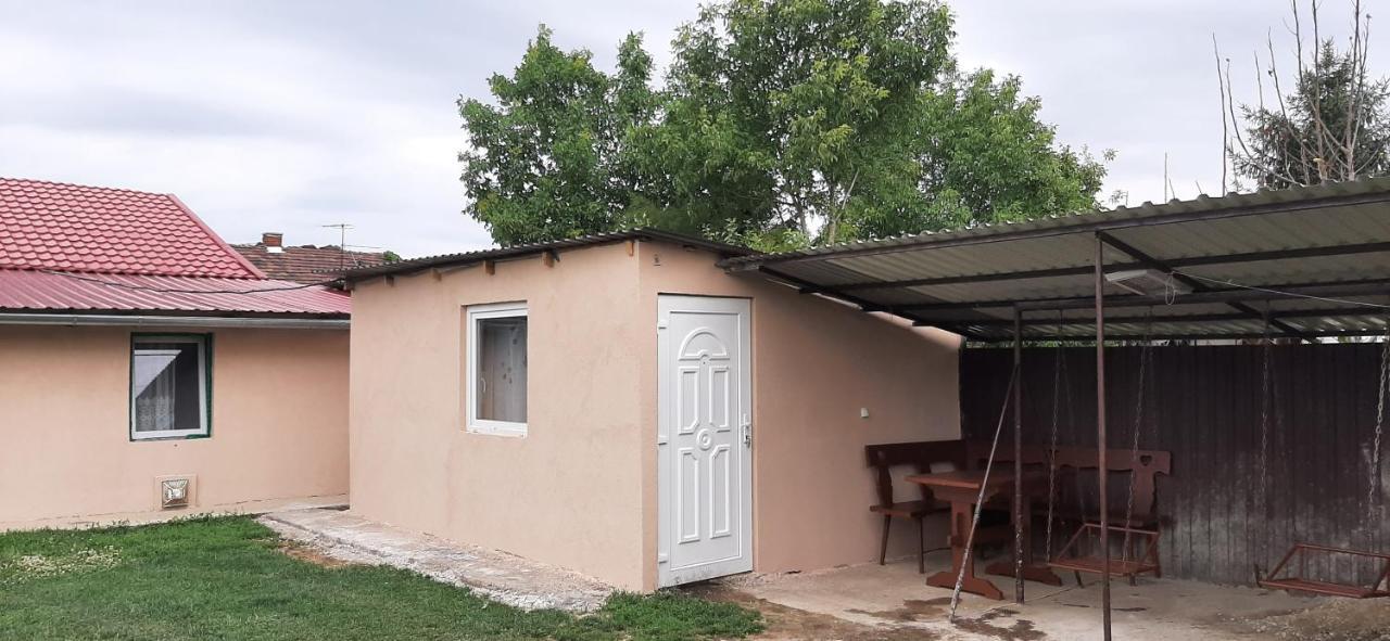 Viktoria vendégház Miskolc Exterior foto