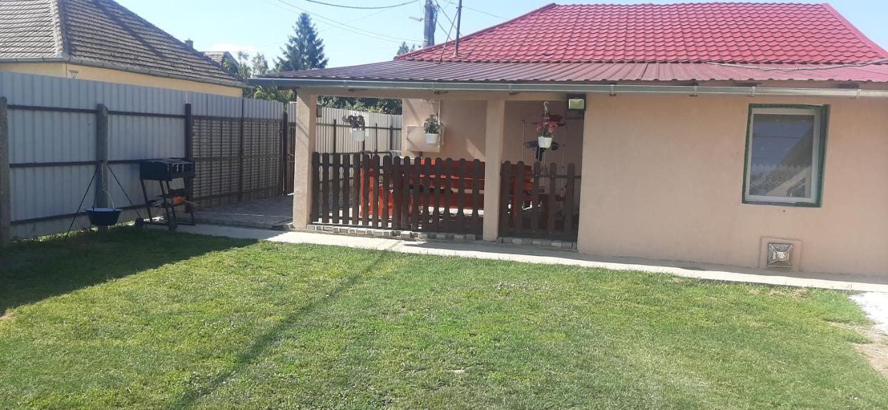 Viktoria vendégház Miskolc Exterior foto